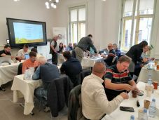 Nektária: 340 mézmintát küldtek be megmérettetésre a székelyföldi méhészek