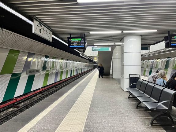 Öngyilkossági kísérlet miatt akadozott a metróforgalom Bukarestben
