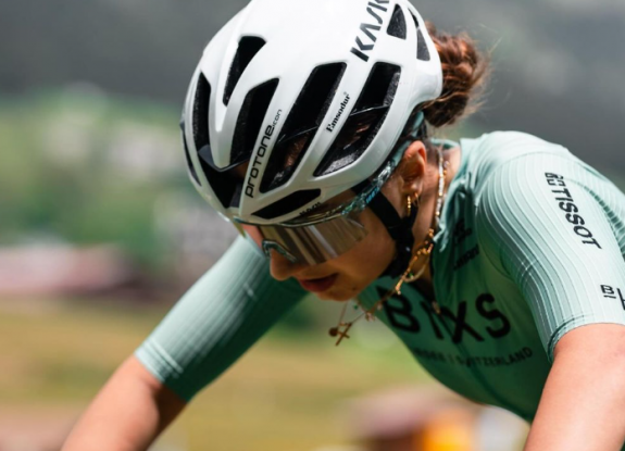 Szörnyű tragédia: elhunyt egy 18 éves kerékpáros a világbajnokságon, észre sem vették a bukását