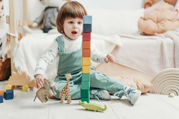 Bűntudatot ébreszt a szülőkben, mégsem tekintik prioritásnak a játékot