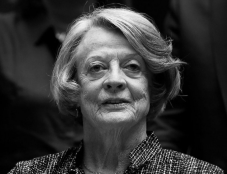 Elhunyt az Oscar-díjas Maggie Smith