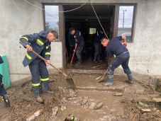 Közel száz Galac megyei iskolában és óvodában szünetel hétfőtől az oktatás