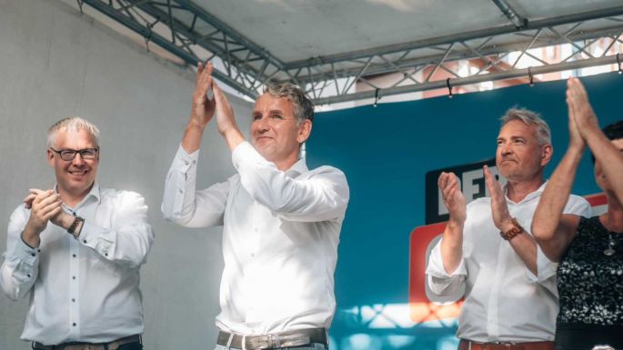 Politikai földrengés Németországban, a korlátlan migráció miatt büntettek a szavazók