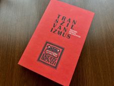 TRANSZILVANIZMUS. Eszmék, korok, változatok – Tizenhárom szerző, ugyanennyi szempont 