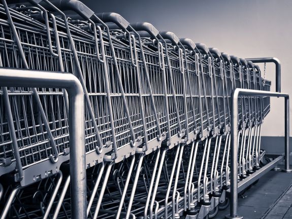 Mérsékelten, de nő a lakossági fogyasztás