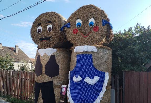Ahol a hagyma körül forog a világ – Elkezdődött a Madéfalvi Hagymafesztivál
