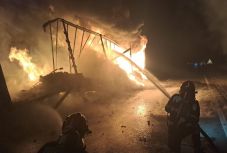 Porrá égett egy kamion rakománya Nagyvárad közelében