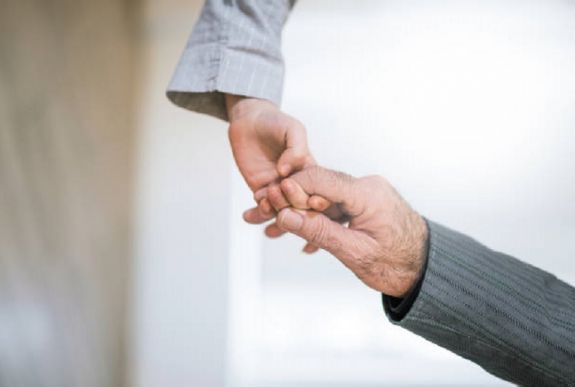 Óvoda és ravatalozó