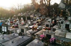 Halott barátjával álmodott, kiásta a koporsóját