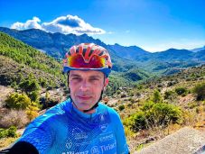 Novák Eduárd tiszteletet kér a magyaroknak