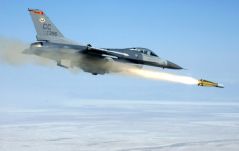 F–16-os vadászgépeken gyakorolnak az ukrán pilóták 