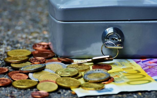 Internetes csalásra figyelmeztet a rendőrség