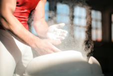 Mecénás kínált támogatást a bántalmazott erdélyi tornászfiúnak