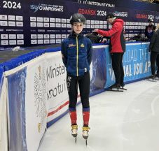 Ötéves kora óta gyorskorcsolyázik, jövőre országos csúcsot döntene a csíkszeredai Barta Nóra (INTERJÚ)