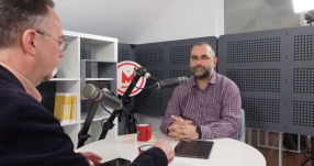 Zelenszkij segélykéréséről, a világháború réméről és Románia fenyegetettségéről beszélgettünk Szenkovics Dezső külpolitikai elemzővel 