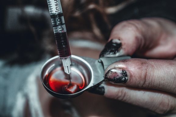 Heroinkereskedőkre csaptak le szerda reggel