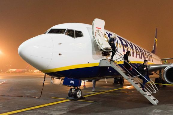 Meghalt egy 33 éves férfi a Ryanair torinói járatán