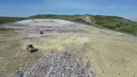 A hatóság szerint minden tökéletes, miközben tengernyi a válogatatlan szemét a pataréti lerakóban