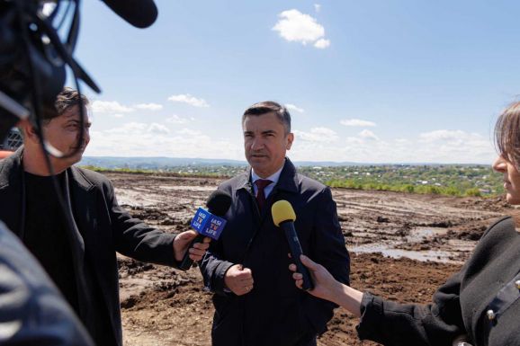 Vádat emelt a DIICOT az újrázni készülő polgármester ellen