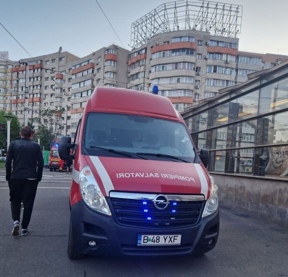 Az érkező metró elé vetette magát egy férfi Bukarestben