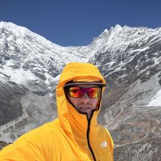 Lefújták az expedíciót – Varga Csaba hazatér, idén nem mászhatja meg a Sisapangmát