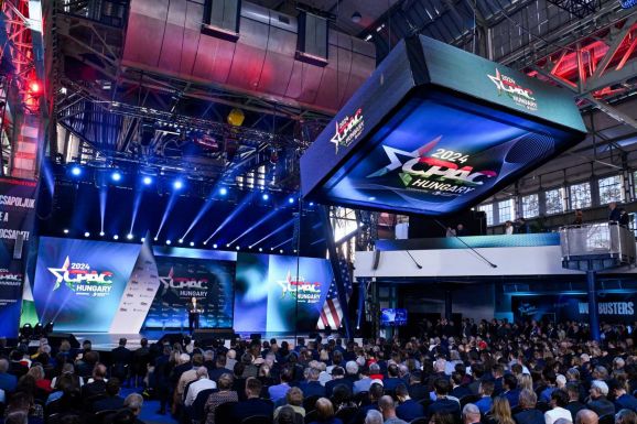 Orbán Viktor: A progresszív-liberális hegemóniára épülő világrend elbukott