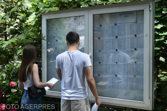 Tanügyminiszter: tízest kapnak az érettségin a nemzetközi versenyeken díjazott diákok