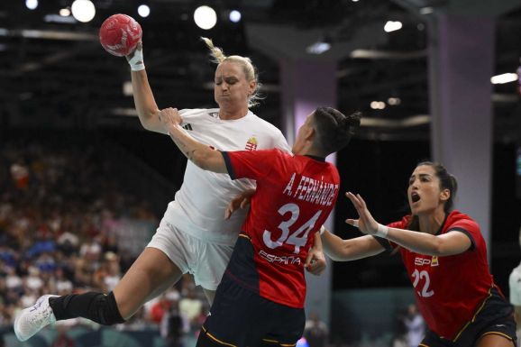 Spanyolveréssel biztosították továbbjutásukat a magyar női kézisek az olimpián
