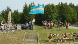 A harcot nekünk dedikálták – Ünnepi megemlékezés a Nyergestetőn