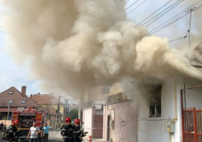 Tűz ütött ki egy kolozsvári lakóházban