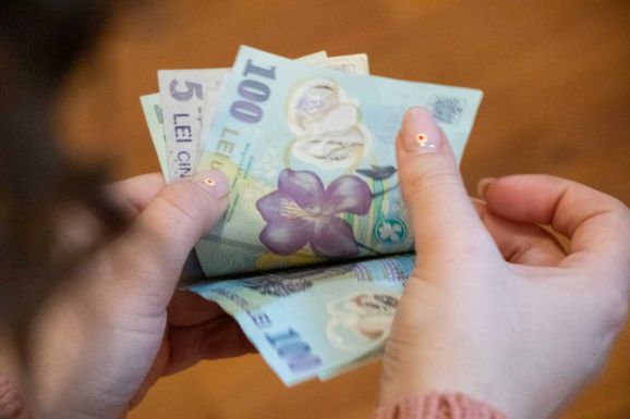 Egyre több a luxusnyugdíjas Romániában, a „csúcsjövedelem” több ezer eurós