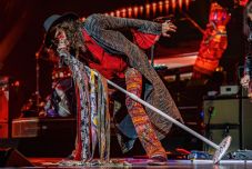 Visszavonult a turnézástól az Aerosmith