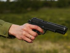 Fegyverrel fenyegették egy bukaresti étterem izraeli alkalmazottját