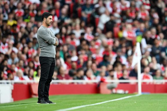 Zsebtolvajokat bérelt fel az Arsenal edzője