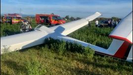 Majdnem tragédia lett a vége: kényszerleszállást hajtott végre egy vitorlázó repülő Déva mellett