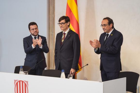 Beiktatták szombaton a katalán regionális kormány új elnökét