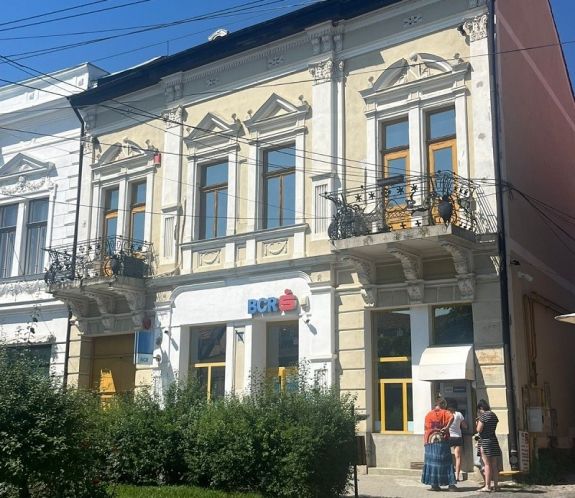 Műemlék banképületet vásárol Kézdivásárhelyen a háromszéki önkormányzat
