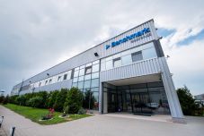 Félezer munkahely jött létre egy amerikai vállalat brassói gyárában