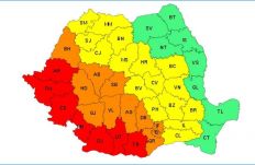 Vörös és narancssárga riasztás: tikkasztó hőség lesz