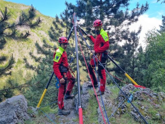 Sűrű napokat tudnak maguk mögött a hegyimentők: 50 embert mentettek meg