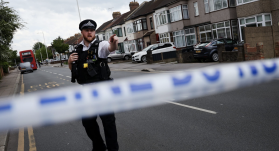 Szélsőjobboldali terrorcselekmények előkészítésének vádjával letartóztattak két fiatalt Nagy-Britanniában