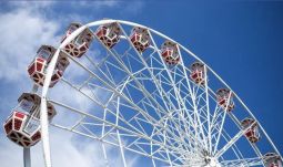 Kigyulladt egy óriáskerék: legalább 25 sérült van