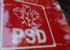 Megkezdődött az adok-kapok PSD kontra USR
