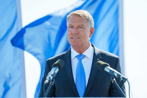 Iohannis: „ma megújítjuk vállalásunkat, hogy fel fogunk lépni, ha veszélybe kerülnek a demokrácia értékei”