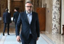 Romaşcanu: Geoanának óvatosabban kellene bánnia a kampányhazugságokkal