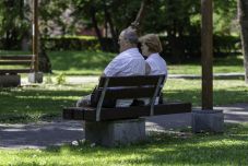 PSD: az USR magyarázza el, hogy miért nem nőttek a nyugdíjak a 2021-es kormányzása idején