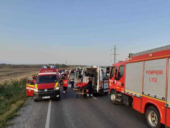 Súlyos baleset: tíz sérült, köztük két gyerek