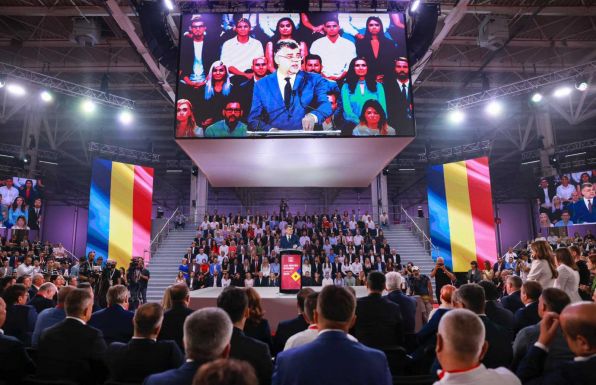 Ciolacu és Ciucă jutna a döntő menetbe, erősödik a PNL