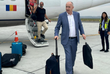 Geoană vezeti a „népszerűségi listát”, de Lasconi közelít Ciolacuhoz