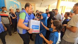 Humanitárius konvojt lőtt az izraeli hadsereg Gázában